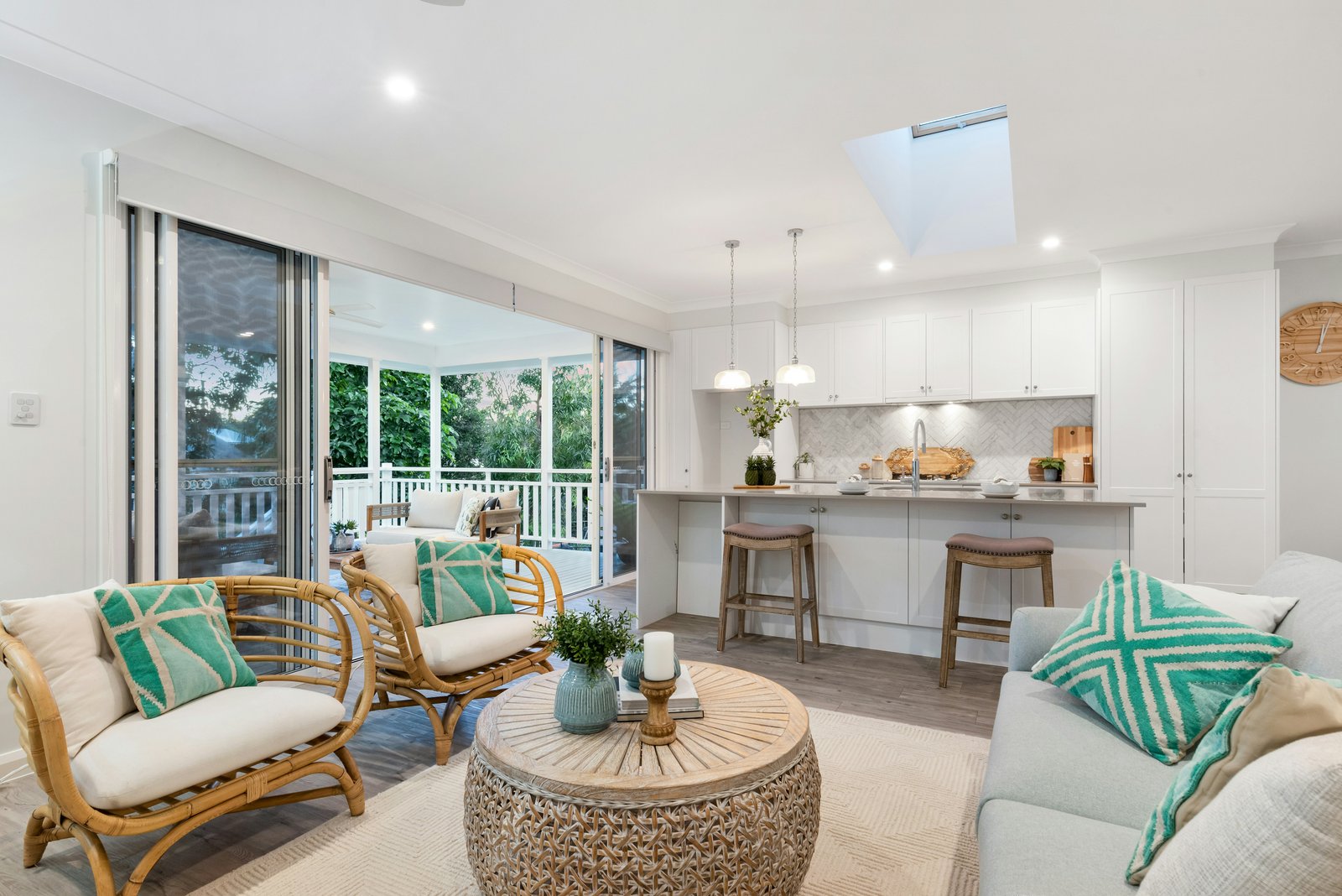 Home and Lifestyle on Artsina